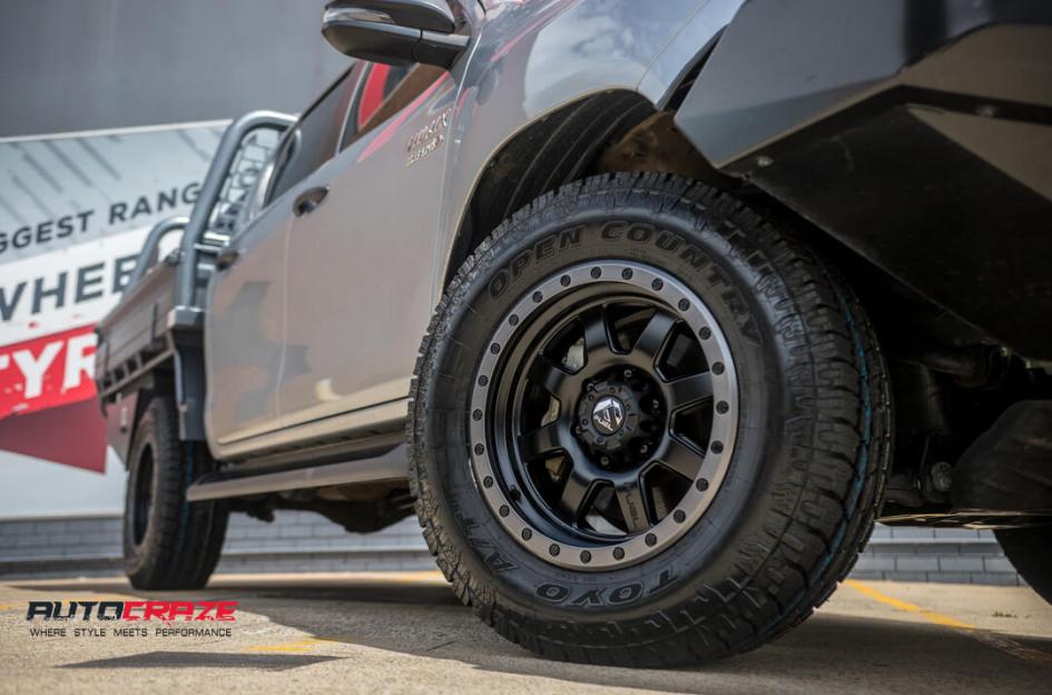 TOYOTA HILUX N80 4WD TROPHY MATTE BLACK WITH ANTHRACITE RING